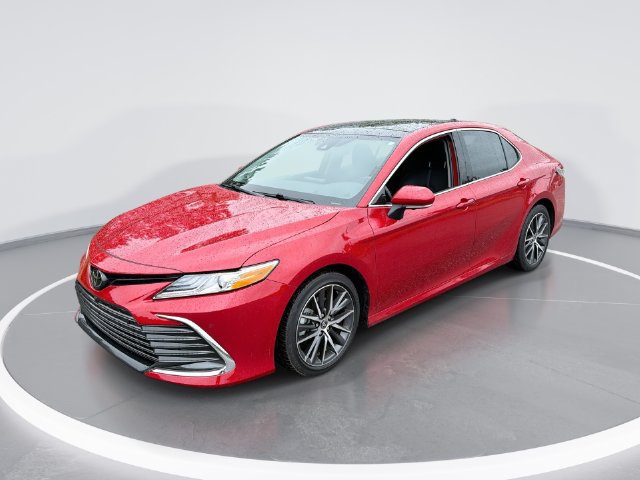 Used 2023 Toyota Camry XLE w/ Navigation Package