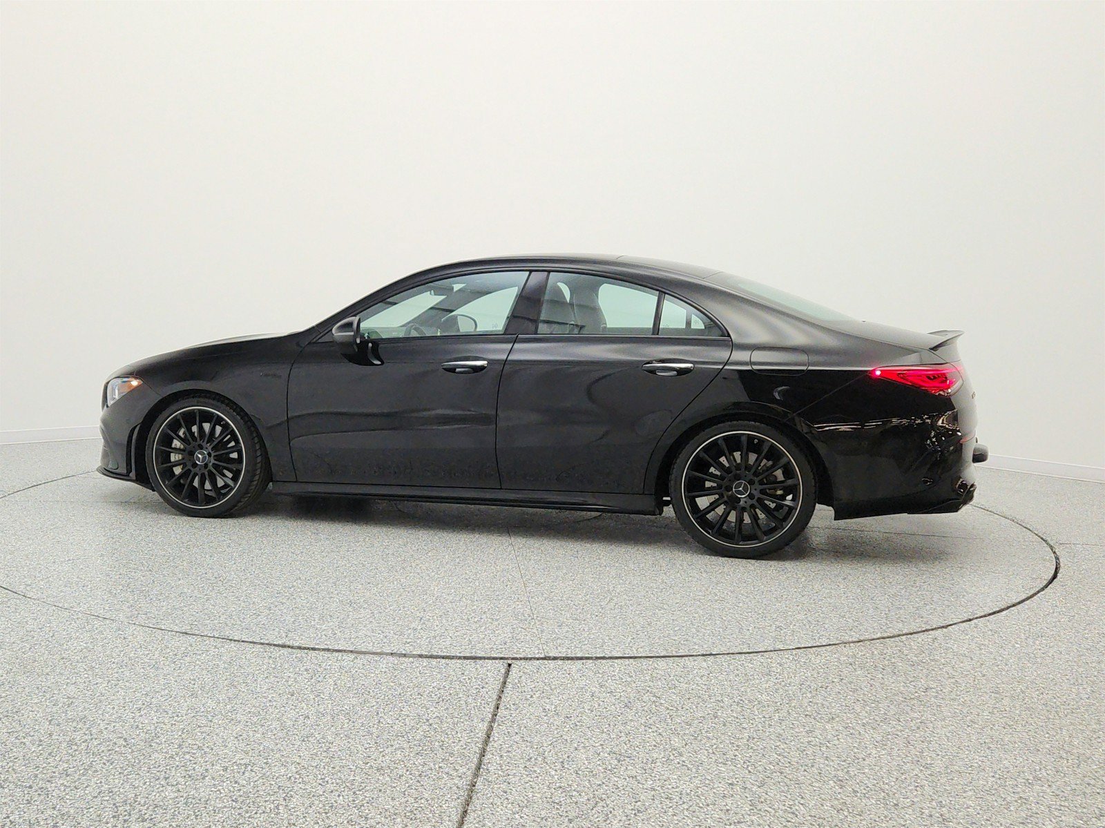 Certified 2023 Mercedes-Benz CLA 35 AMG 4MATIC image 8