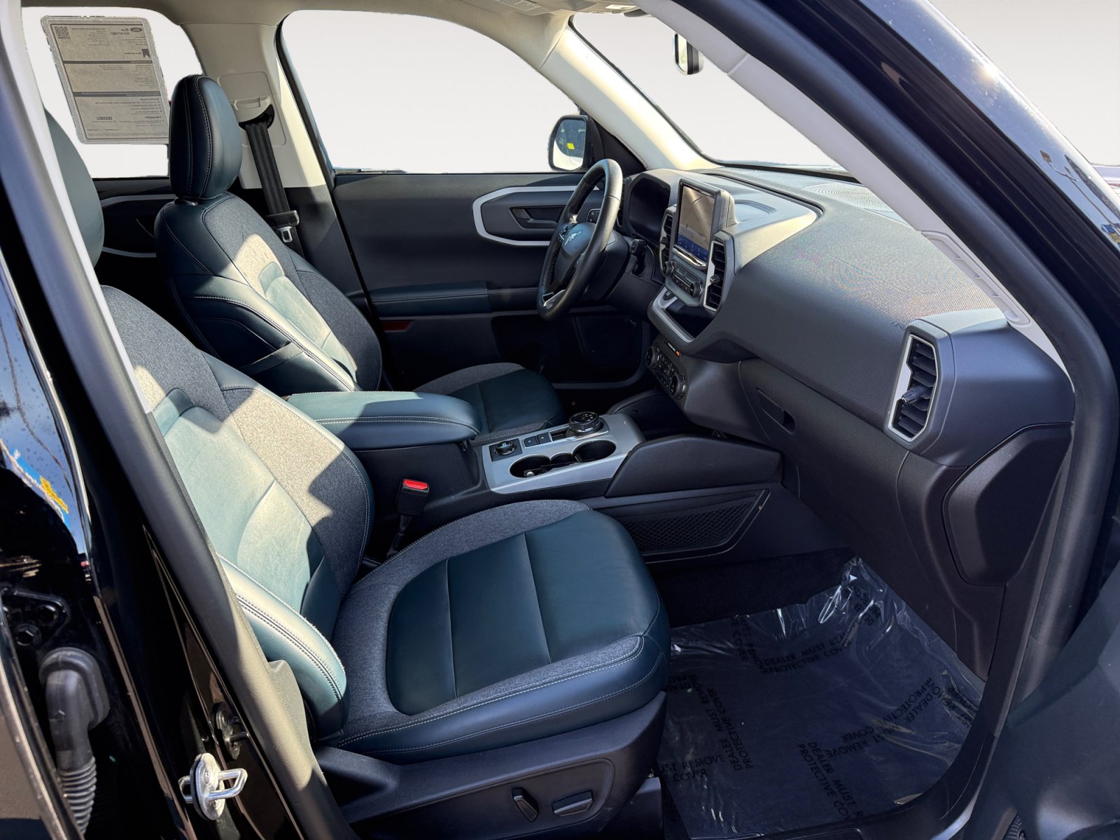Certified 2023 Ford Bronco Sport Outer Banks w/ Tech Package AWD/4WD image 19