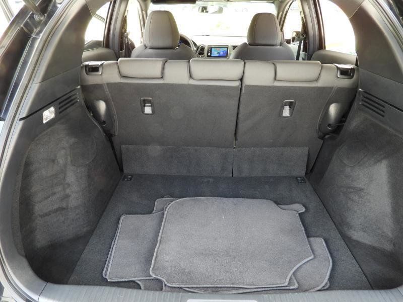 Used 2021 Honda HR-V Sport image 34