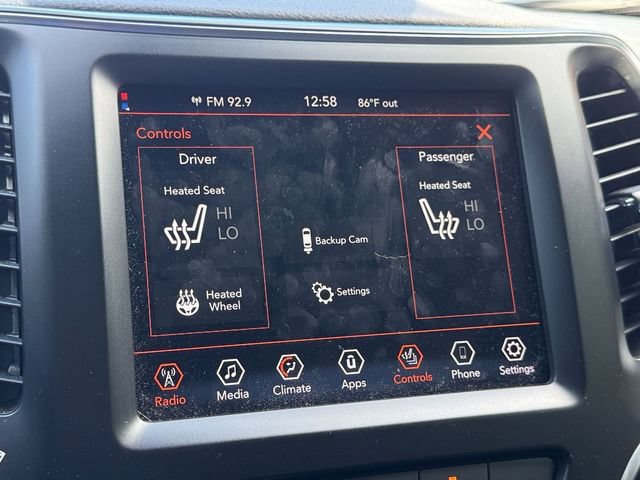 Used 2022 Jeep Cherokee Latitude w/ Sun & Sound Group AWD/4WD image 20