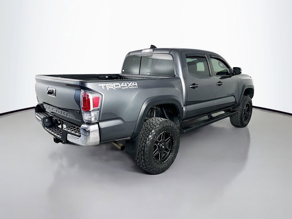 Used 2020 Toyota Tacoma TRD Off-Road AWD/4WD image 7