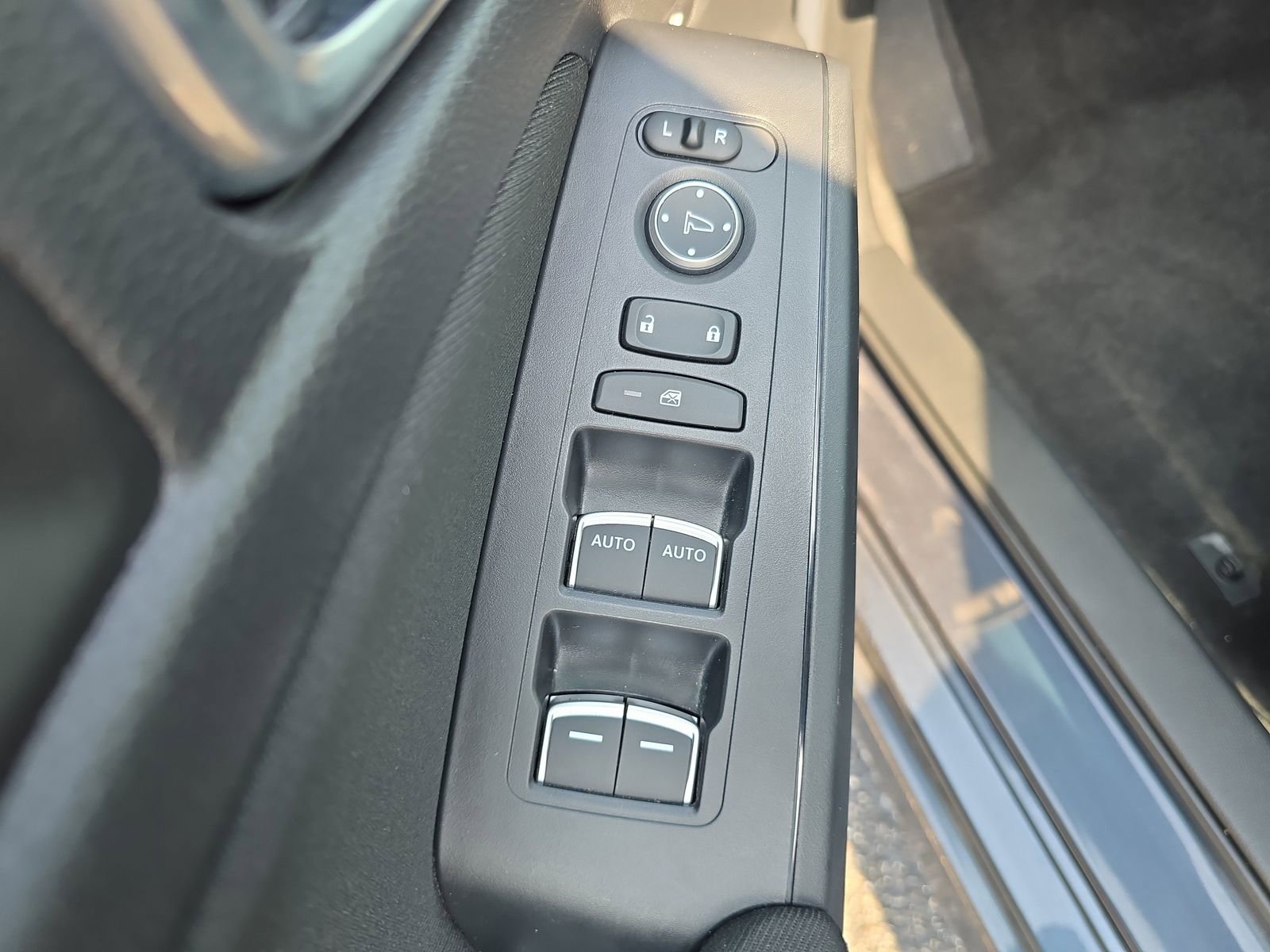 Used 2025 Honda Civic Sport image 14