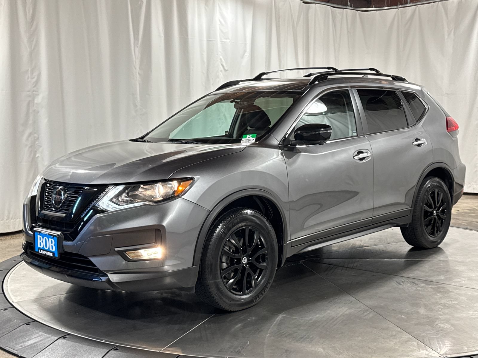 Used 2018 Nissan Rogue SV w/ Premium Package