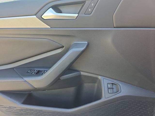 Certified 2023 Volkswagen Jetta SE w/ Panoramic Sunroof Package FWD image 10