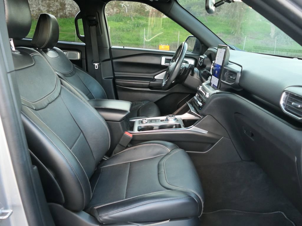 Used 2020 Ford Explorer ST w/ Premium Technology Package image 27