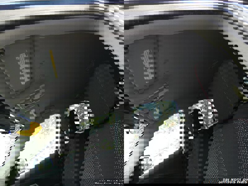 Used 2017 Chevrolet Equinox LT w/ Convenience Package image 36