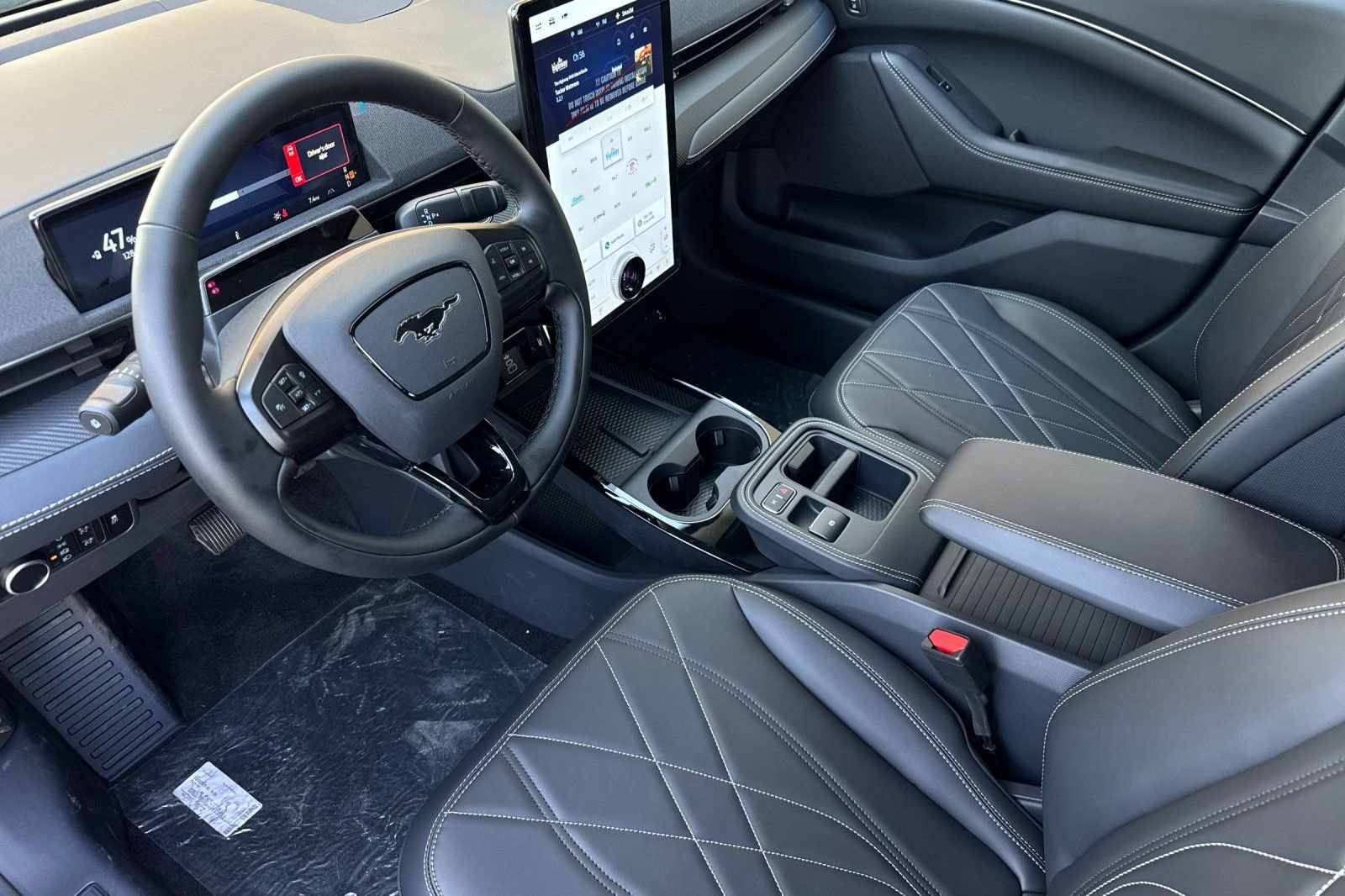 New 2025 Ford Mustang Mach-E Select w/ Comfort Package Lite image 10