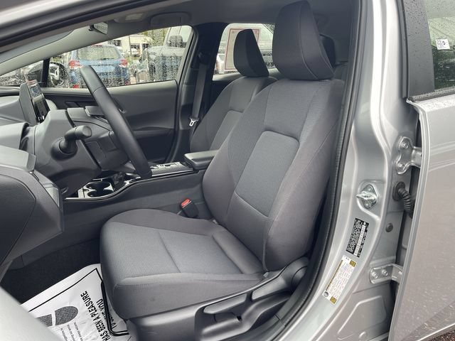 Certified 2026 Toyota Prius LE FWD image 14