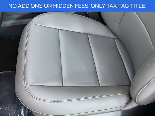 New 2025 Ford Explorer Active w/ Active Comfort Package image 19