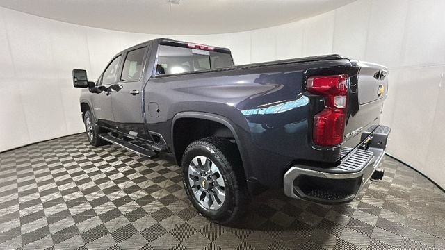 Used 2024 Chevrolet Silverado 2500 LT w/ All Star Edition AWD/4WD image 4