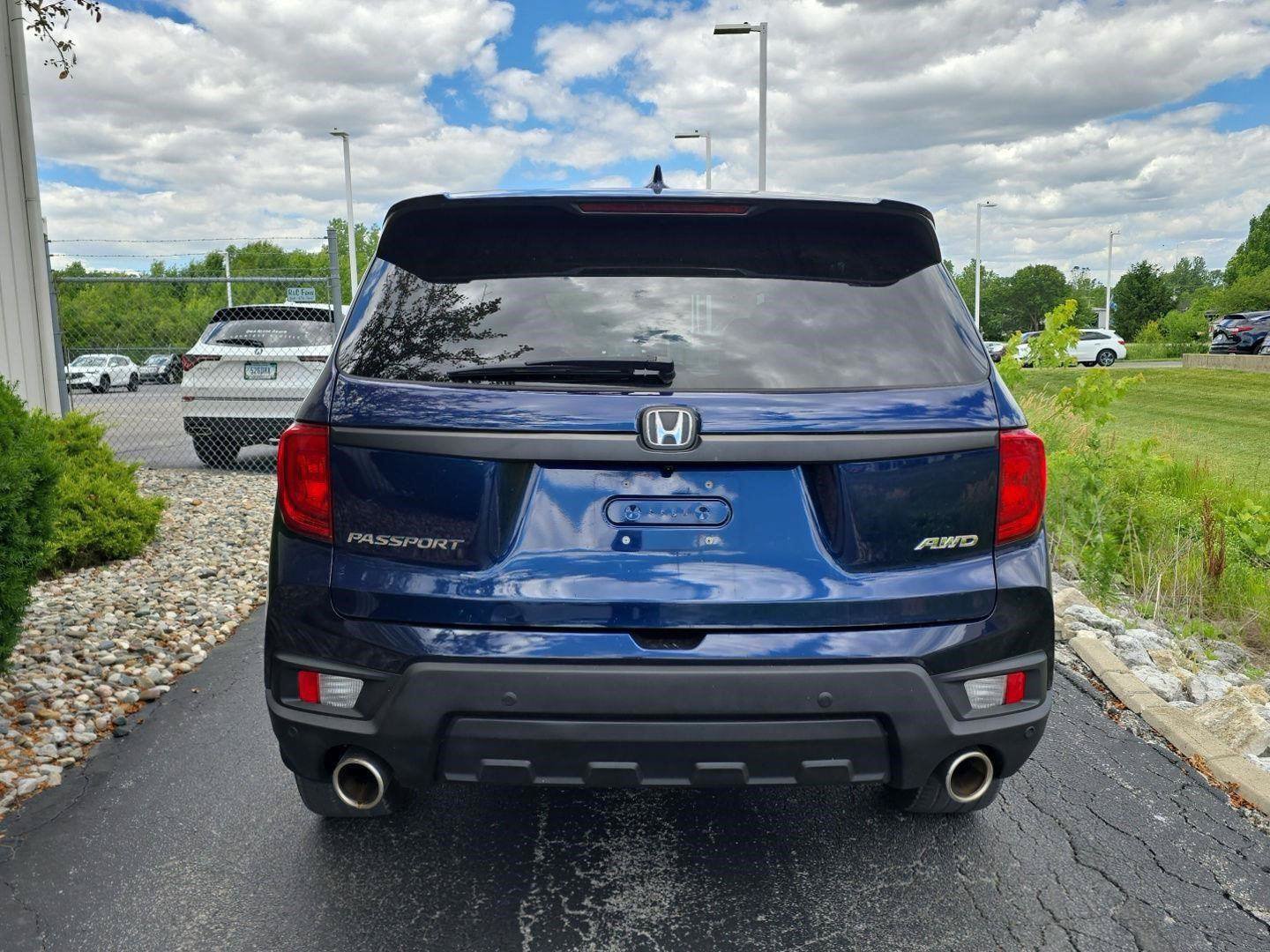 Used 2023 Honda Passport EX-L image 6