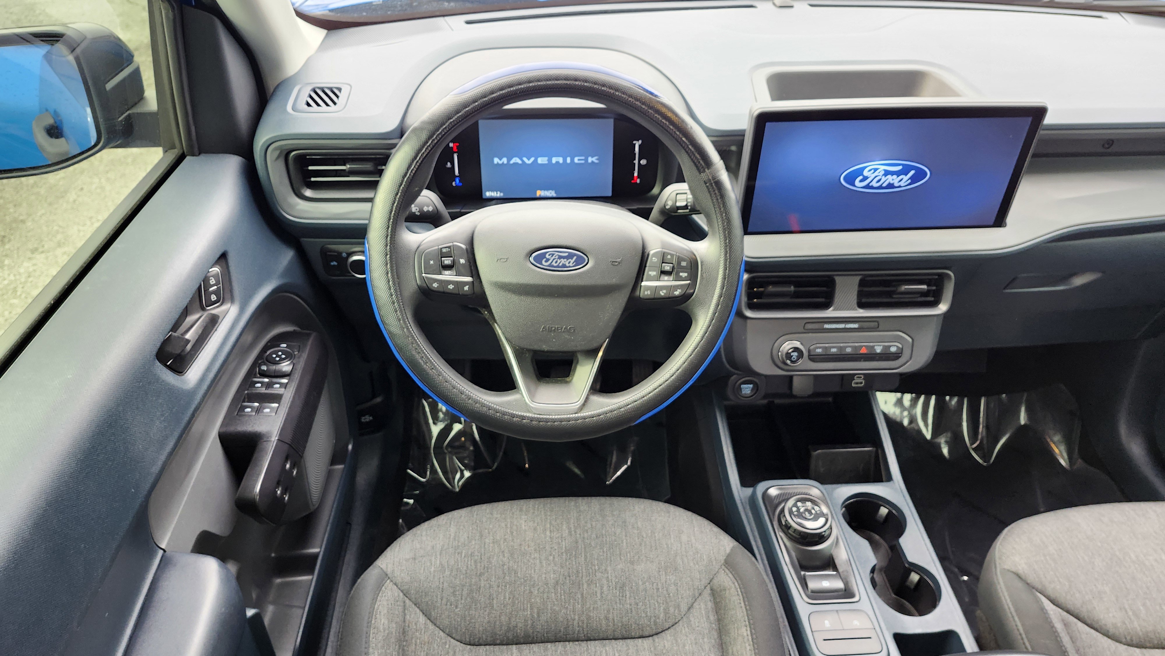 Used 2025 Ford Maverick XLT w/ Black Appearance Package image 24