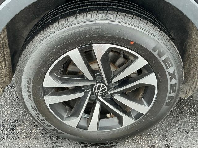 Used 2022 Volkswagen Tiguan S FWD image 9