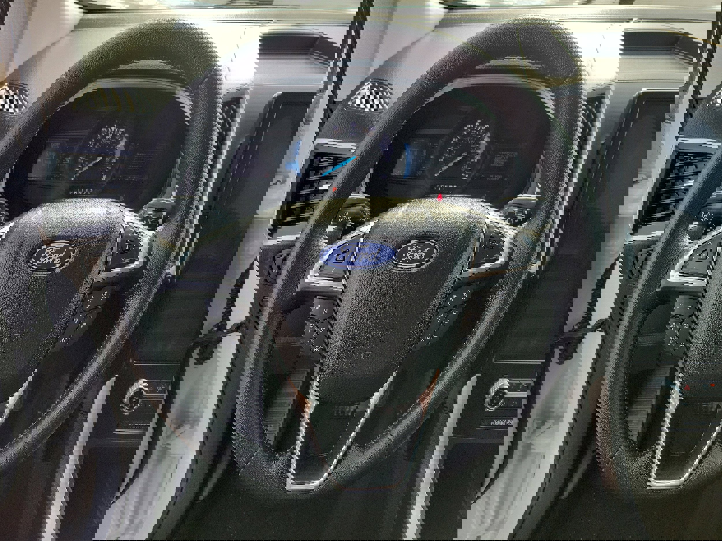 Used 2024 Ford Edge SEL w/ Convenience Package image 23