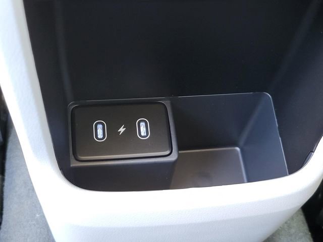 New 2026 Hyundai Kona SEL Premium image 11