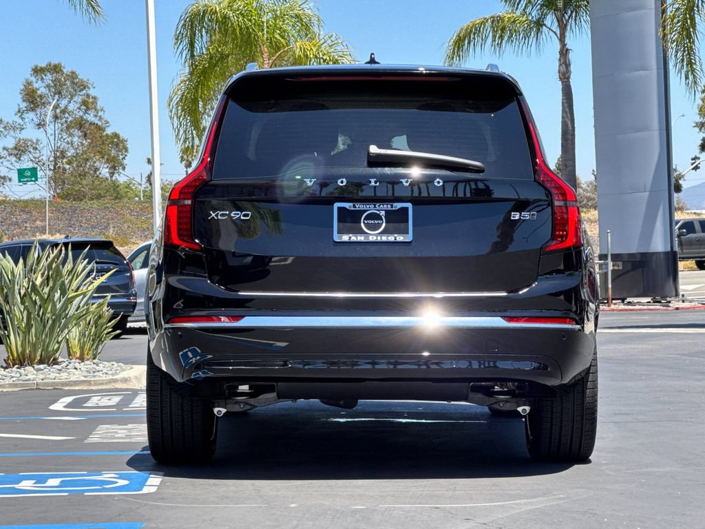 New 2026 Volvo XC90 B5 Plus AWD/4WD image 4
