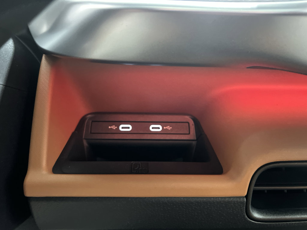 New 2025 Volkswagen ID. Buzz Pro S Plus image 26