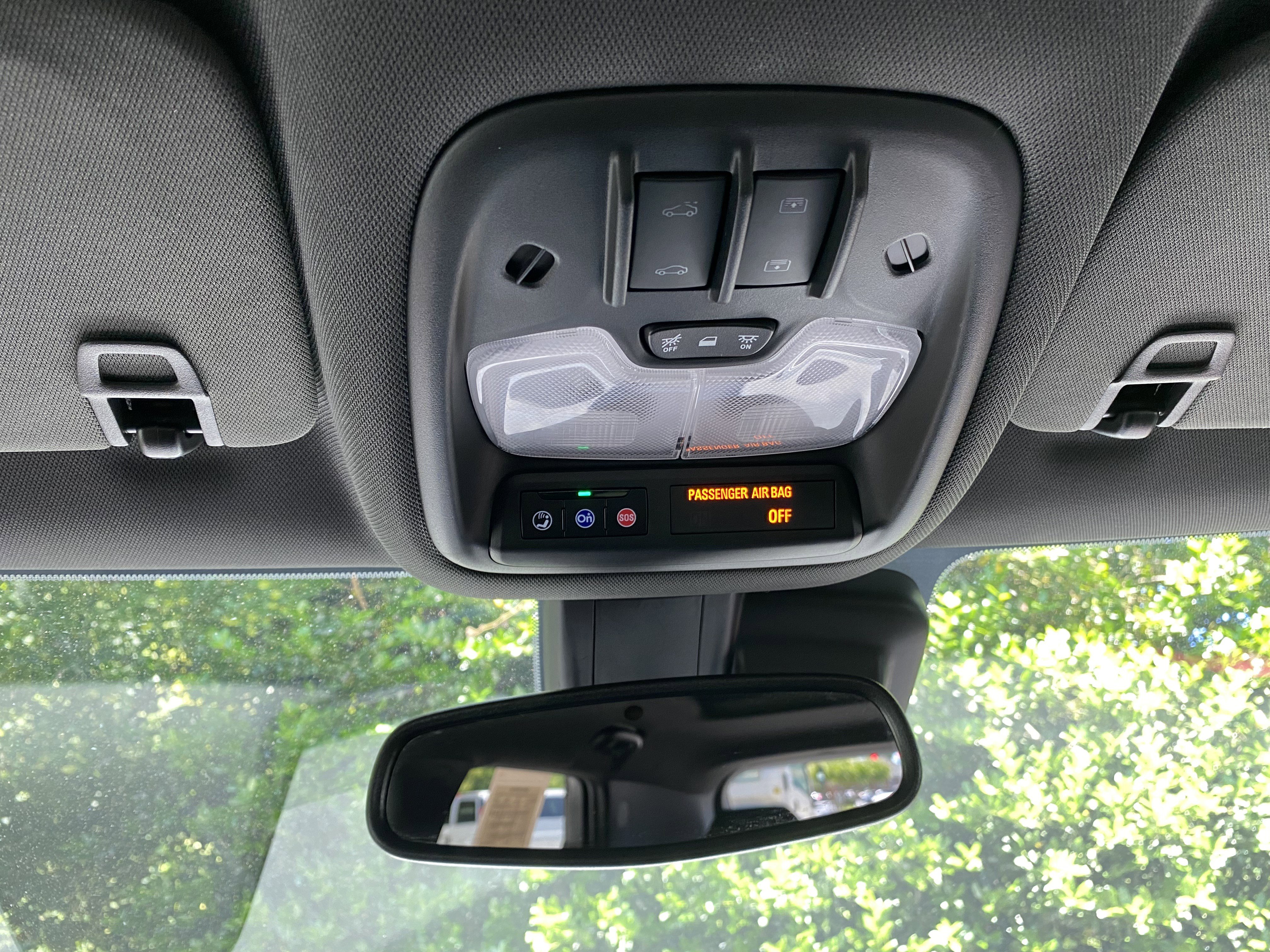 Used 2025 Chevrolet TrailBlazer RS w/ Convenience Package FWD image 32