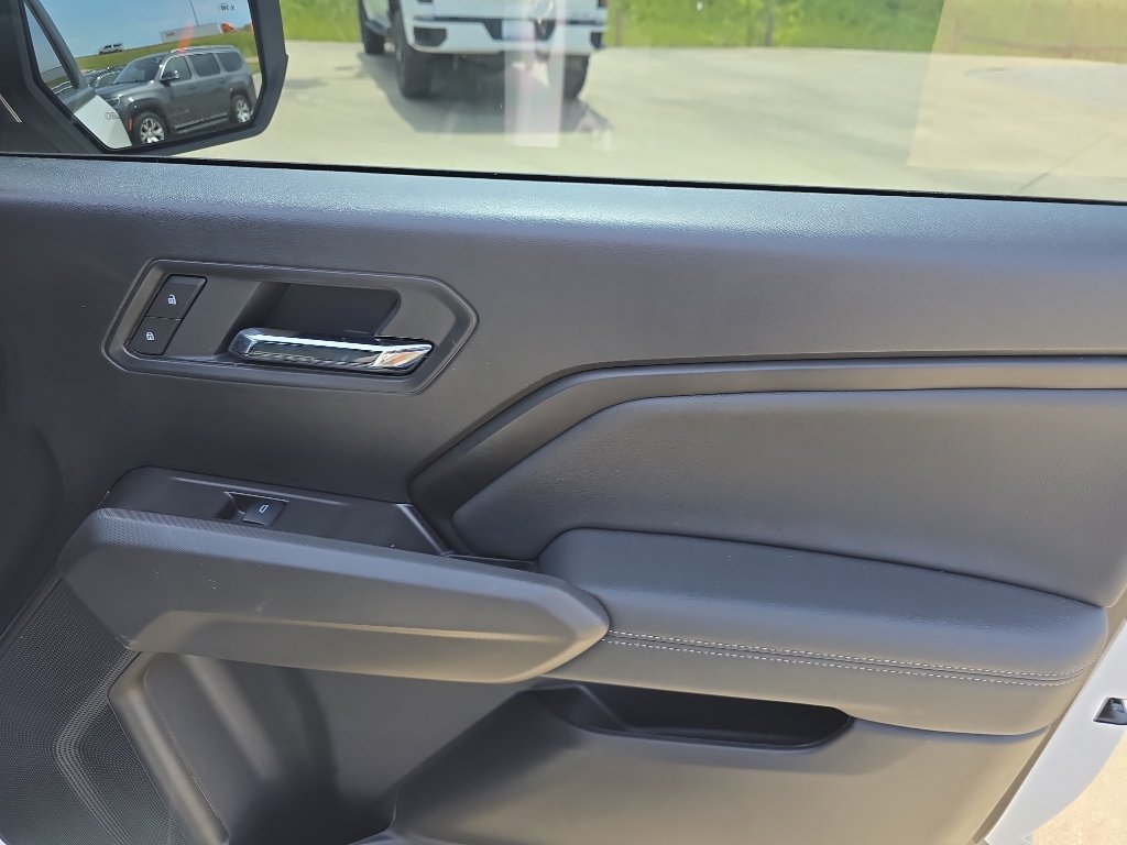 Used 2025 GMC Canyon Elevation w/ Convenience Package image 15