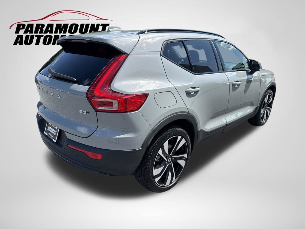 Used 2025 Volvo XC40 B5 Plus w/ Protection Package Premier AWD/4WD image 7