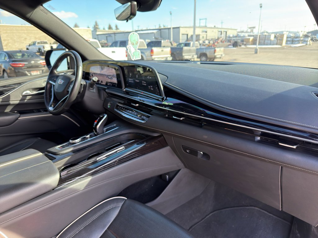 Used 2021 Cadillac Escalade ESV Sport w/ Driver Assist Tech Package image 28