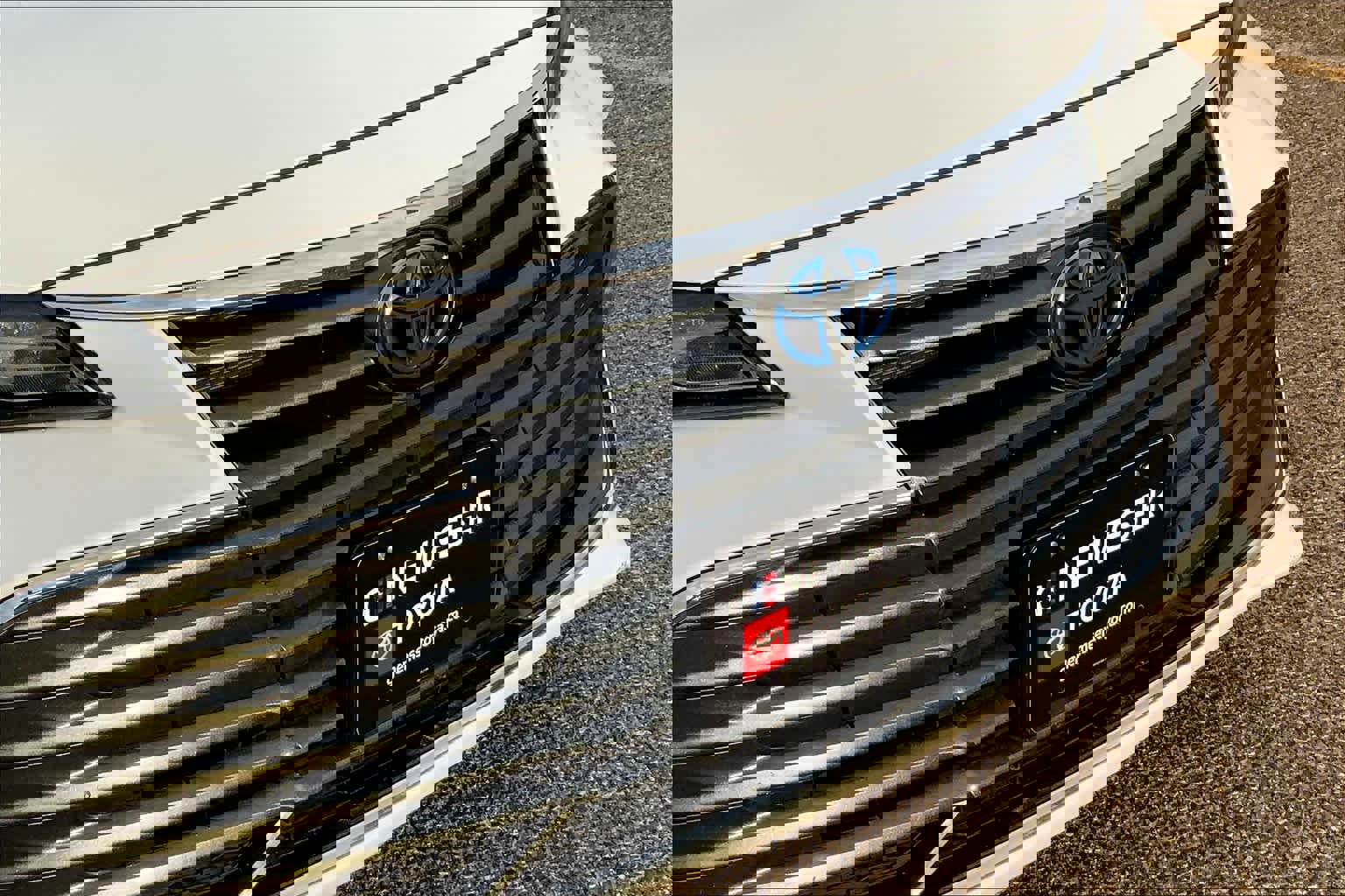 Used 2020 Toyota Avalon XLE image 29