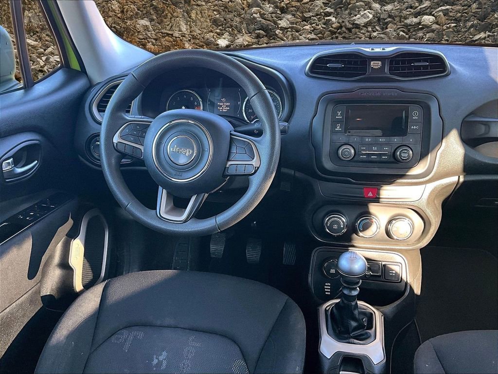 Used 2017 Jeep Renegade Sport image 5