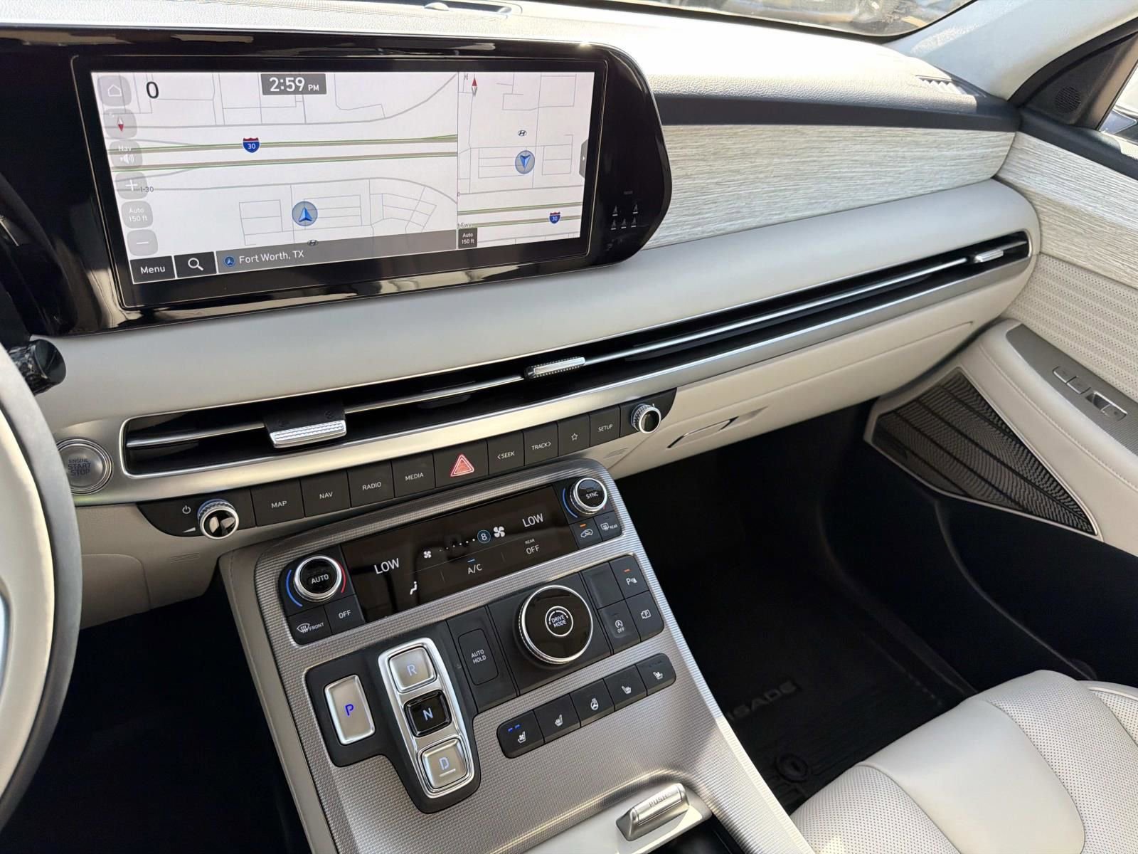 Used 2025 Hyundai Palisade Calligraphy FWD image 24