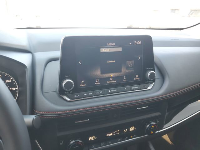 Certified 2025 Nissan Rogue SV image 21