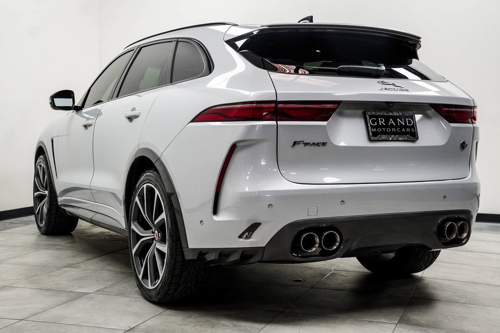 Used 2021 Jaguar F-PACE SVR image 11