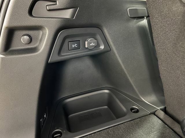 New 2025 Honda Pilot Touring image 38