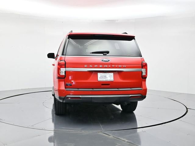Used 2024 Ford Expedition XLT image 8