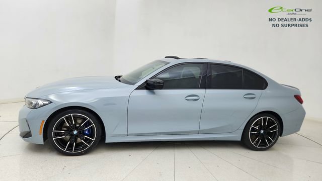 Used 2025 BMW M340i Sedan RWD image 3