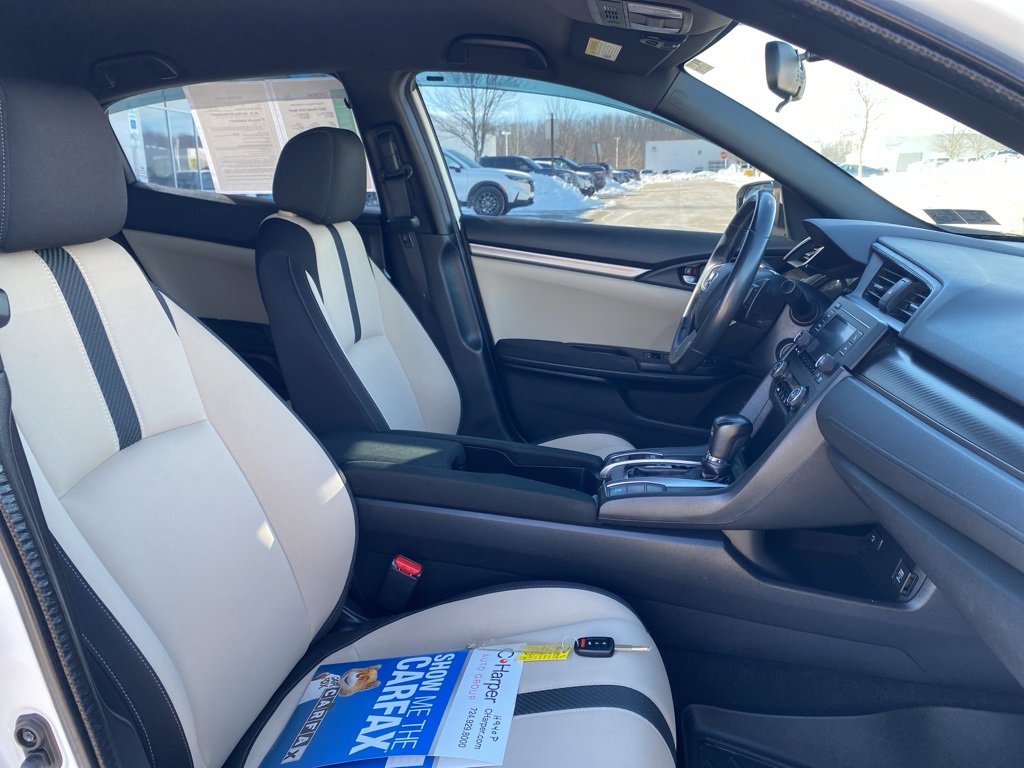 Used 2017 Honda Civic Sport image 11