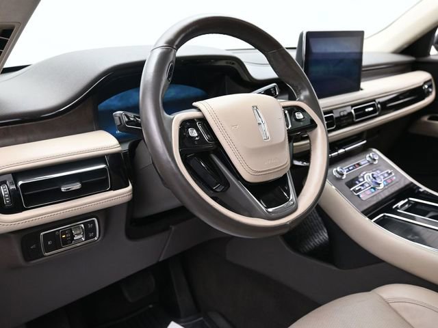 Used 2020 Lincoln Aviator Reserve w/ Equipment Group 201A image 15