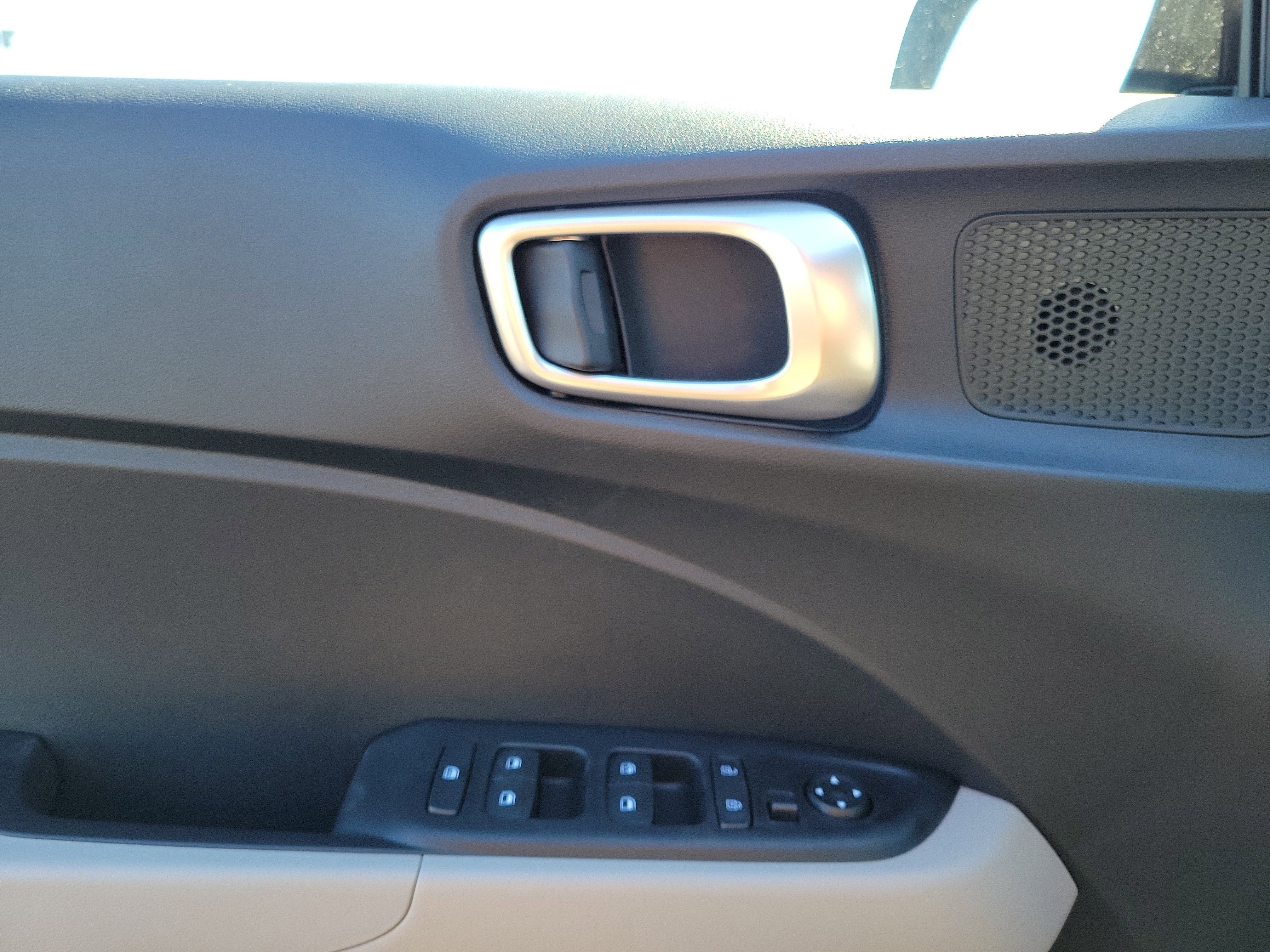 New 2026 Hyundai Venue SEL FWD image 13