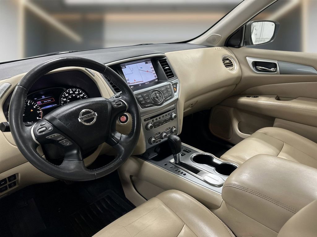Used 2017 Nissan Pathfinder SL w/ SL Tech Package FWD image 12
