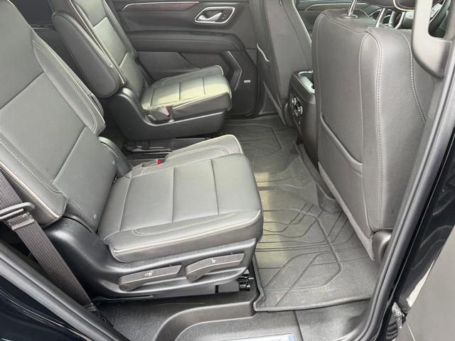 Used 2024 Chevrolet Tahoe Premier w/ Premium Package AWD/4WD image 13