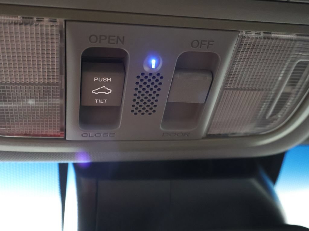 Used 2015 Honda Accord EX-L image 46