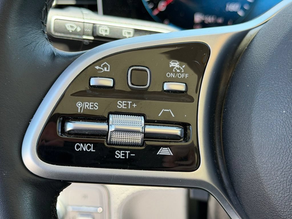 Used 2021 Mercedes-Benz GLE 450 4MATIC image 15