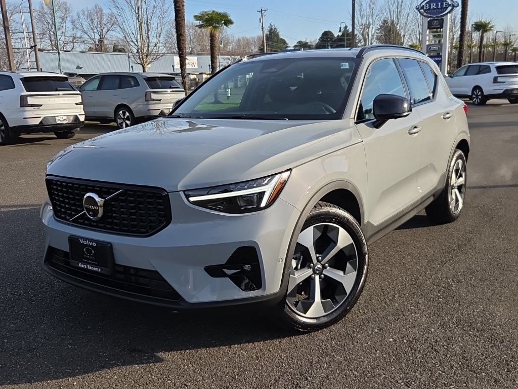 New 2026 Volvo XC40 B5 Plus w/ Protection Package Premier AWD/4WD image 1