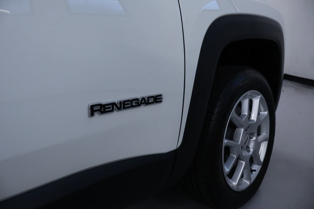 Used 2023 Jeep Renegade Latitude image 10
