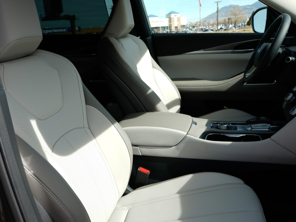 Certified 2026 INFINITI QX60 Luxe w/ Cargo Package image 32
