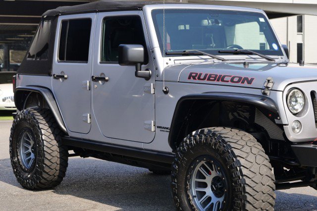 Used 2016 Jeep Wrangler Unlimited Rubicon w/ Connectivity Group image 54