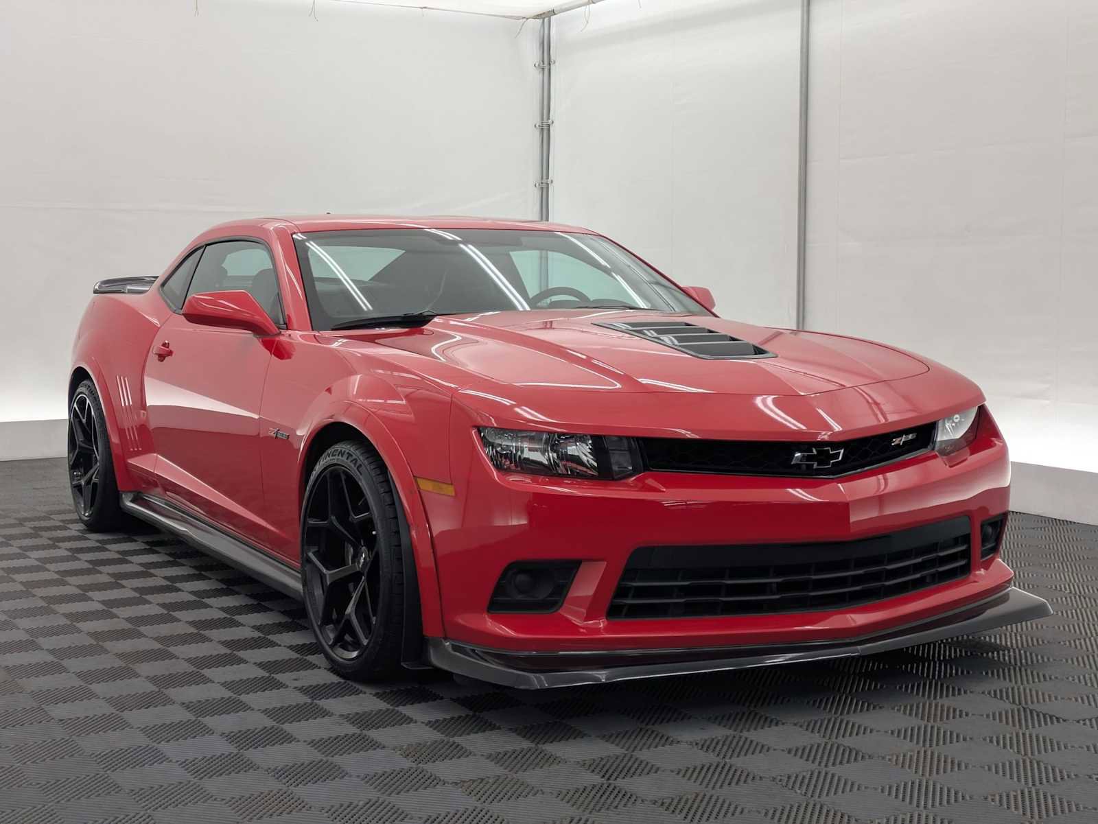 Used 2015 Chevrolet Camaro Z/28 image 8