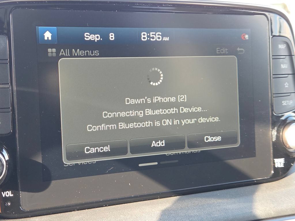 Used 2020 Hyundai Santa Fe Limited AWD/4WD image 9