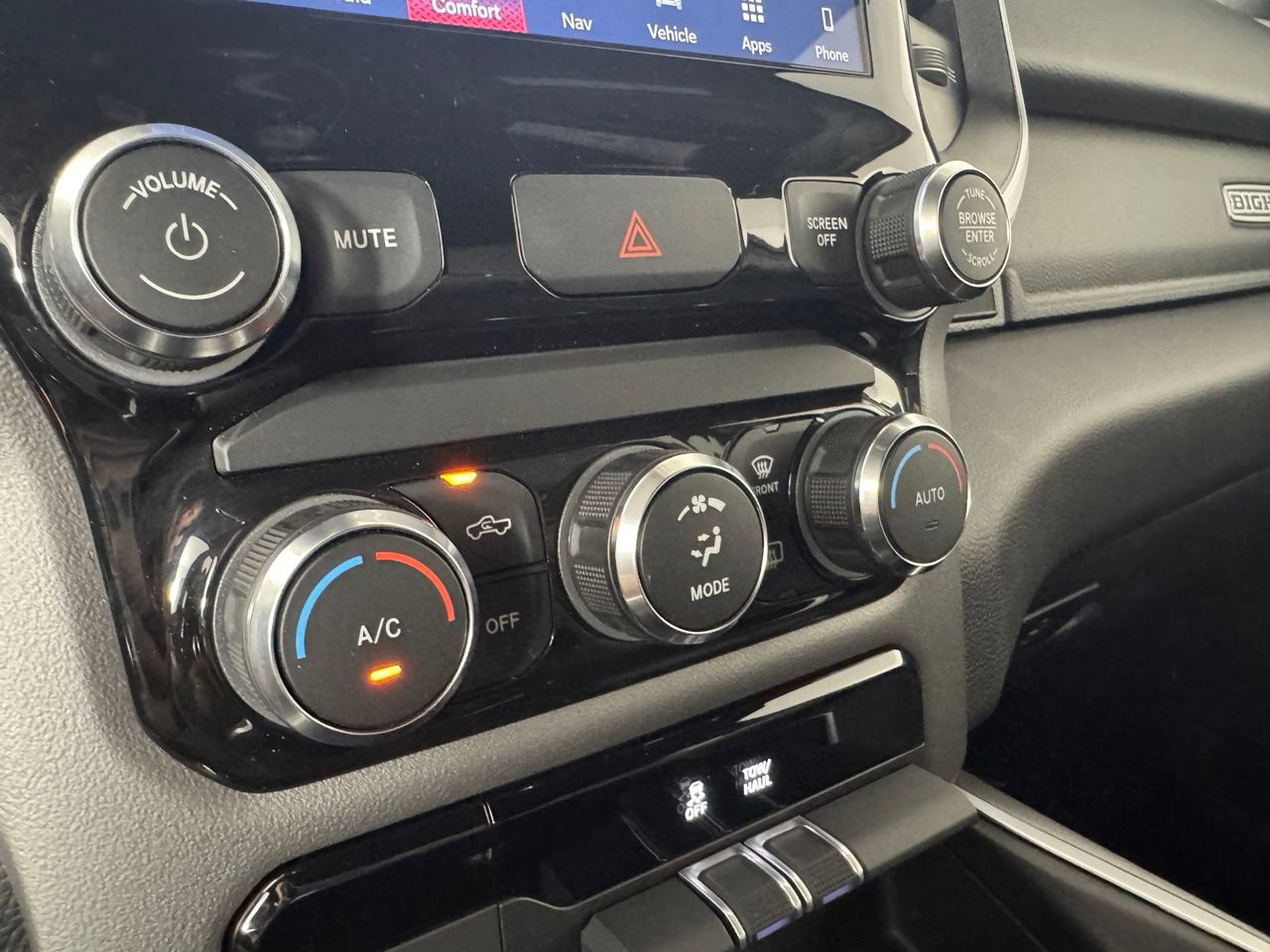 Used 2022 RAM 1500 Big Horn AWD/4WD image 43