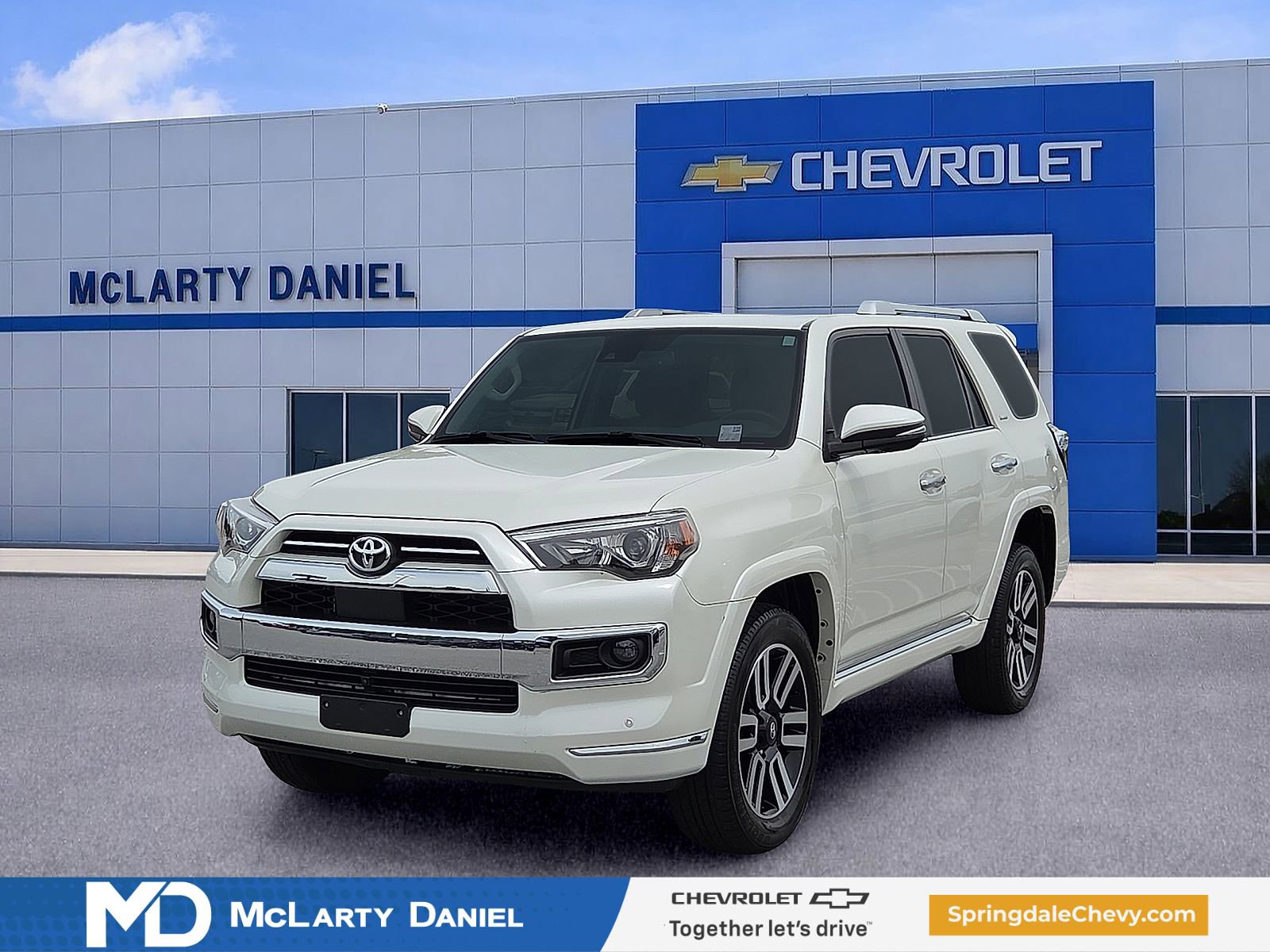 Used 2023 Toyota 4Runner Limited AWD/4WD image 2