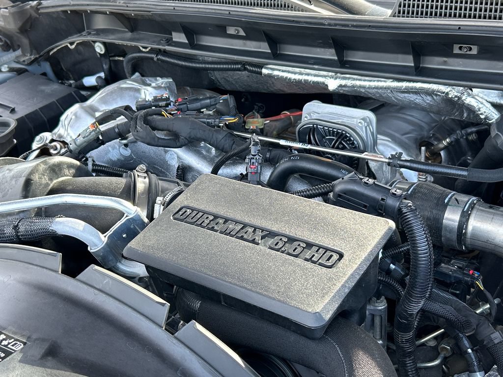 Used 2025 GMC Sierra 2500 AT4X AWD/4WD image 29
